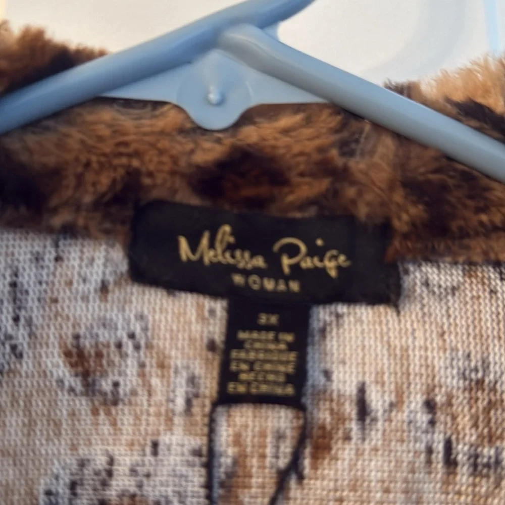 Melissa Paige Animal Print jacket Macy's Backstage Tag. New With Tags - Picture 2 of 4